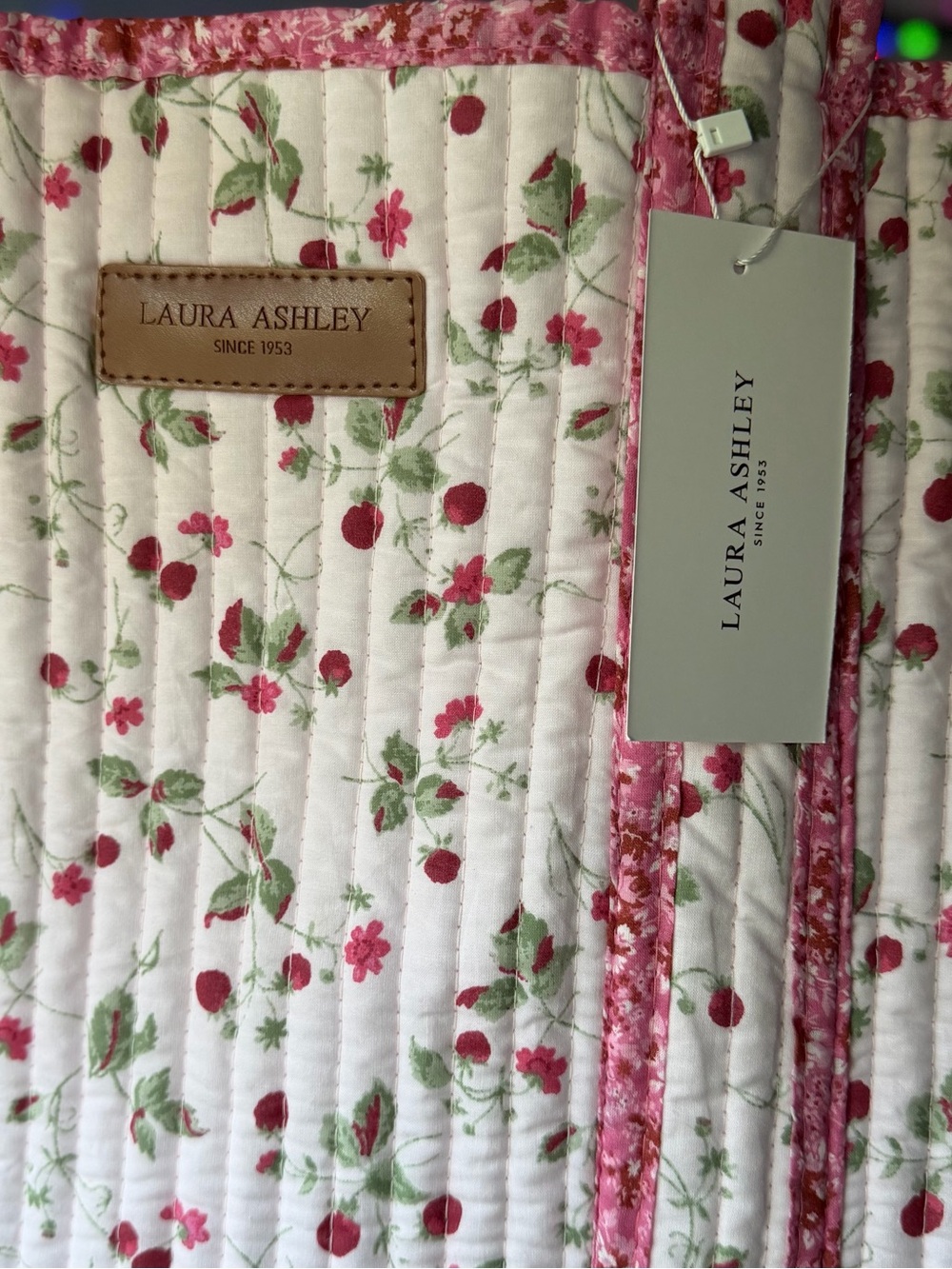 Laura Ashley pink Strawberry Vintage Inspired Floral reusable Quilted tote Bag - Picture 3 of 7